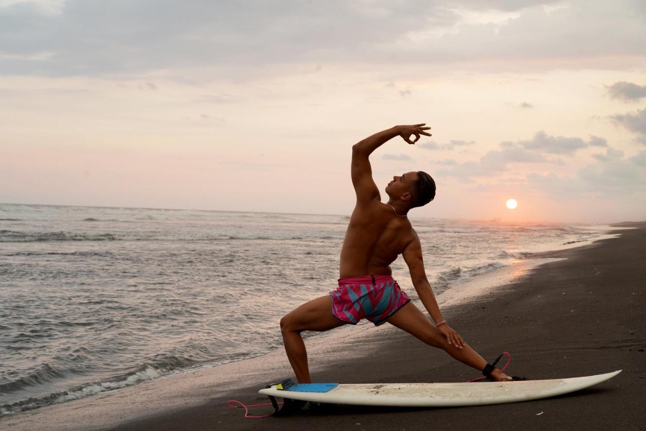 Shanti Surf Camp El Paredón Buena Vista Esterno foto